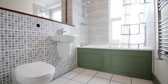 Aldenham Drive, Uxbridge - Photo 3