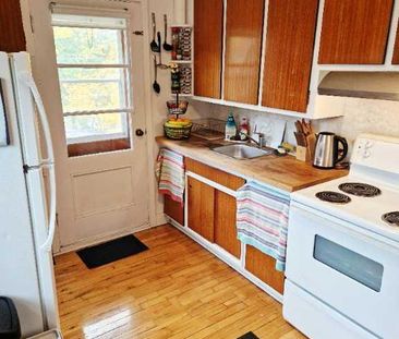 Condo 3 1/2 semi meublé à louer - Photo 1