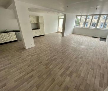 Location Appartement 3 pièces 103m² CHERBOURG-EN-COTENTIN 50100 - Photo 1