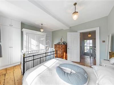 Clapham Manor Street, SW4 - Photo 3
