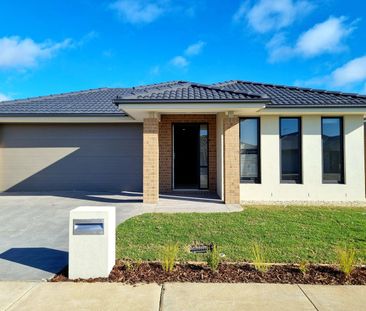 Modern & Spacious Home - Photo 6