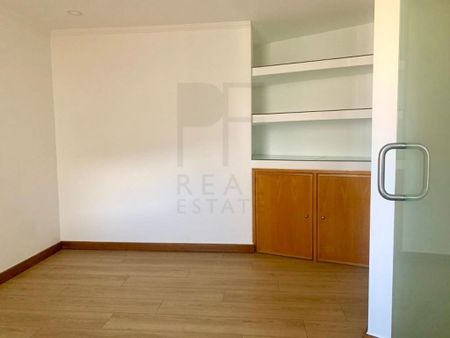 Luxury Duplex for rent in Cascais e Estoril, Cascais, Lisbon - Photo 2