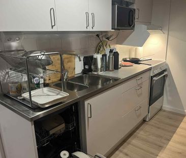 Dag Hammarskjölds Väg, Uppsala - Photo 1