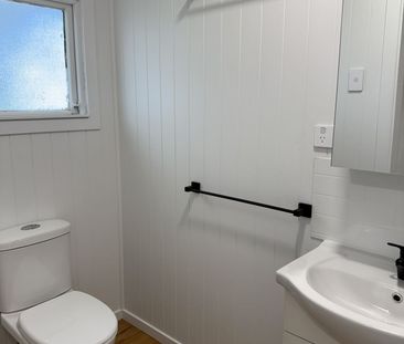 Perfectly Positioned Studio Flat - Photo 3