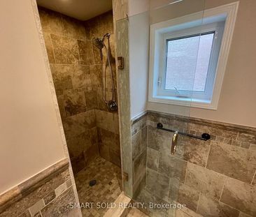 For Lease - 1575 Corkstone Glade, Mississauga, Ontario - Photo 5