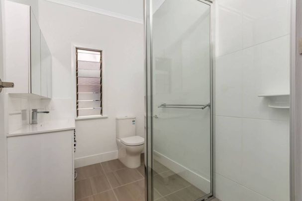 Hi Set Queenslander - 3 Month Lease Only - Photo 1