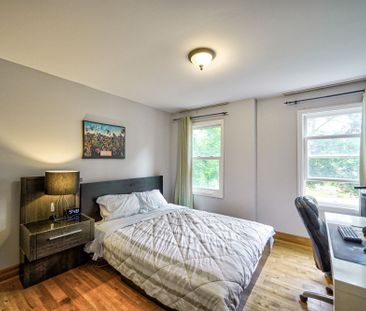 For Lease - 1305 Mineola Gardens, Mississauga, Ontario - Photo 5