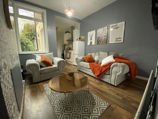 4 bedroom house to rent - Photo 1