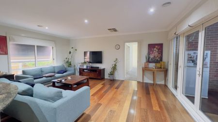 Welcome to Effortless Style - Photo 5