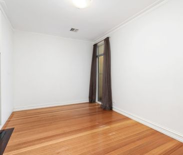 76 Hambleton Street, Middle Park - Photo 2