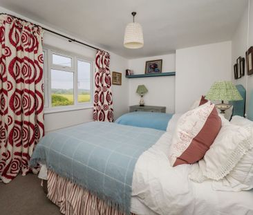 Cley - Photo 1