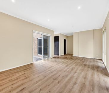 Contemporary Two Story Townhouse - Treelined Street - Photo 6