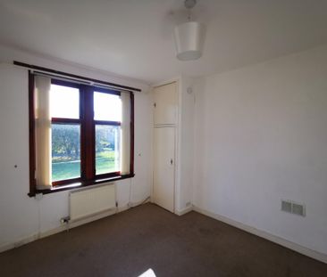 8b Marryat Street, Coldside, Dundee - Photo 6