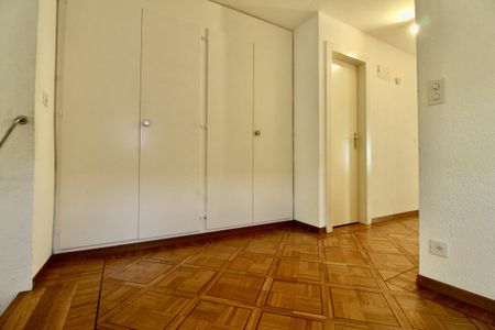 Appartement de charme au coeur de Lausanne, avec cheminée - Foto 2