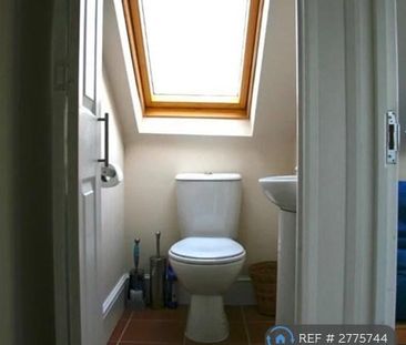 2 bedroom flat to rent - Photo 6