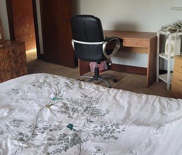 3-bedroom shared house, Auburn Street - Photo 5