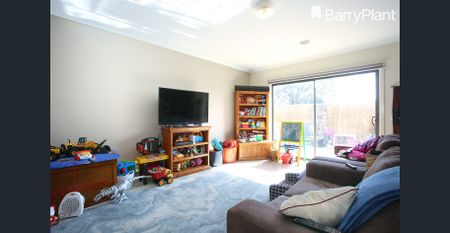 **REGISTER TO INSPECT VIA REALESTATE.COM.AU LINK & PHOTO ID MUST BE PROVIDED AT ENTRY, WHEN VIEWING ALL RENTAL PROPERTIES WITH BARRY PLANT FRANKSTON** - Photo 2