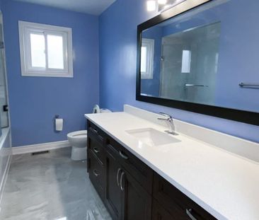 For Lease - 8 Purcell Square, Toronto, Ontario - Photo 4