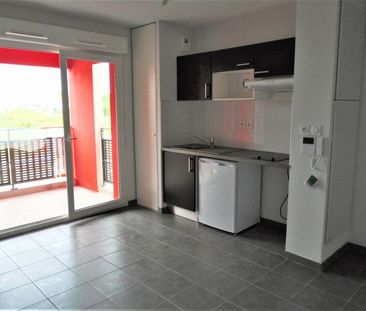 Location Appartement 1 pièce 23m² ROYAN 17200 - Photo 2