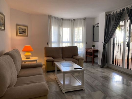 Alquiler de piso en La Dama de Noche-La Alzambra - Photo 1