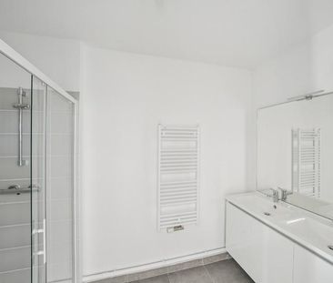 Location Appartement 4 pièces 91m² BORDEAUX 33100 - Photo 3