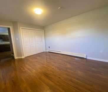 515 Nine Mile Drive – 1 BED 1 BATH BEDFORD APARTMENT ALL UTILITIES ... - Photo 6