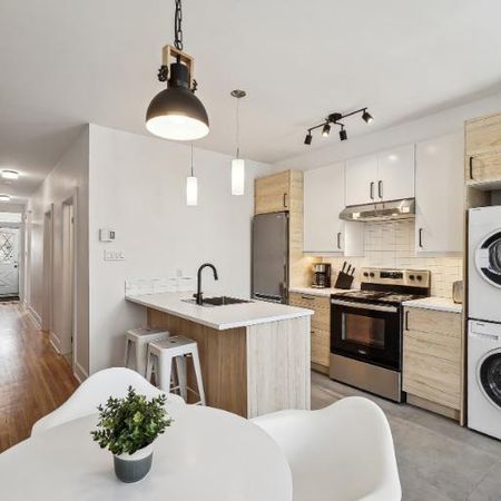 3 1/2 - Montréal - 1 835 $/mois - Photo 3