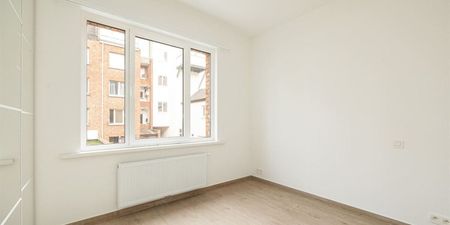 Appartement te huur in Antwerpen voor € 1.270 met 2 slaapkamers - Foto 2