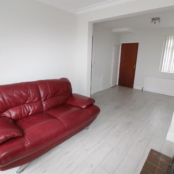 14 Oakmount Drive, Belfast, BT15 3RE - Photo 1