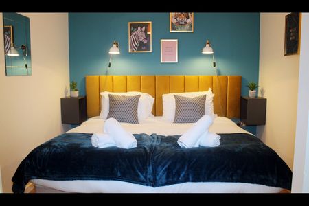 1 Bed Flat, Marco Island, NG1 - Photo 2