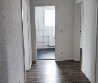 Sie suchen eine frisch renovierte 4-Zimmer-Wohnung?! - Foto 2