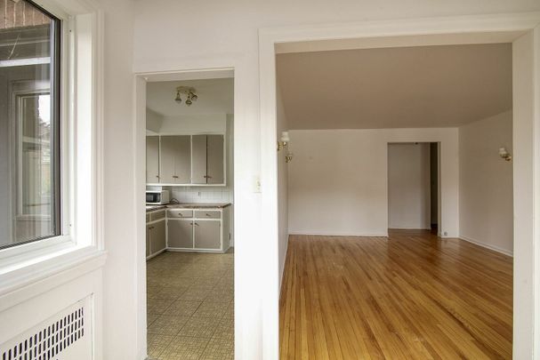 3185 Avenue Van Horne, Montréal - Photo 1