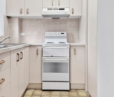 Close to Transport and Shops - Photo 4