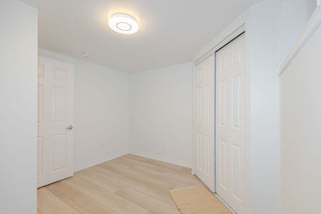 For Lease - 37 Ballantrae Way Unit# B, Kanata, Ontario - Photo 2