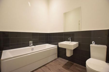2 bedroom flat to rent - Photo 3