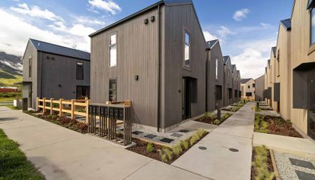 2 Bedroom, 1 Bathroom in Five Mile Frankton - Photo 3