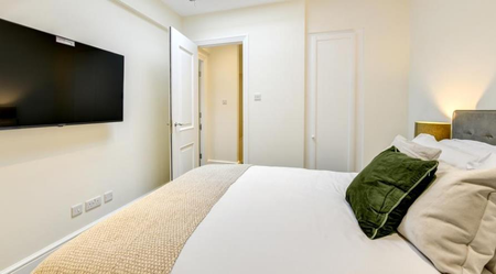 3 bedroom apartment to rent - Photo 2