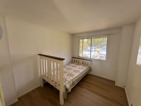 Large Family Home Nestled In Quiet Cul-de-sac - Photo 2