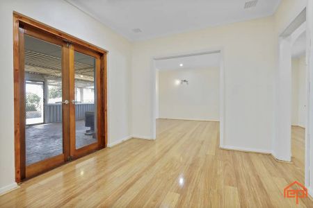 “Family home with great location” - Photo 5