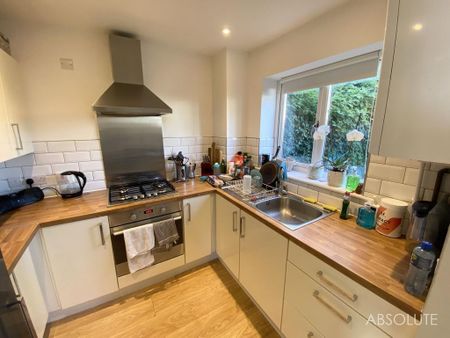 2 bedroom detached house to rent - Photo 2
