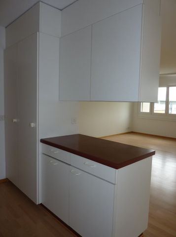 "Helle Wohnung mit tollem Balkon" - Photo 2