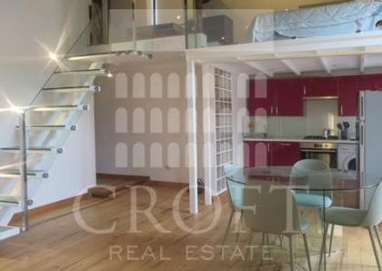 Center-Pantheon: Beautiful fully furnihed modern 1 bedroom, 2 bath loft in Historic building. Quiet, bright, parquet floors, high ceilings, air conditioning, close to services. # 2264