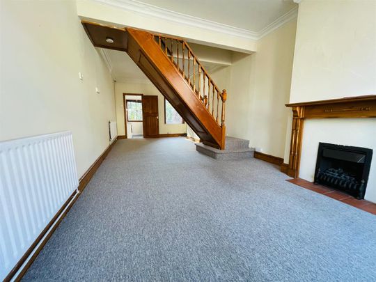 2 Bed House - Photo 1