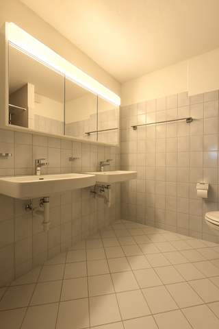 Eine Monatsmiete geschenkt - Attraktive 4.5-Zimmer Maisonettewohnung im Dorfkern von Oberuzwil - Photo 3