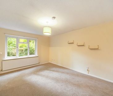 Lion Lane, Haslemere - 1 bedroomProperty for lettings - Seymours - Photo 3