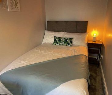 Rm, Mandeville, Orton Goldhay, P, PE2 - Photo 4