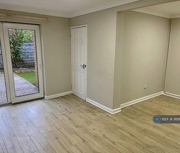 3 bedroom end of terrace house to rent - Photo 5