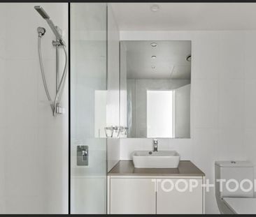 Executive Fully Furnished Living! - Photo 4