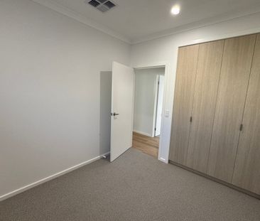 Fresh, modern living - Photo 1