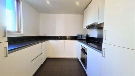 Mastmaker Road, London - Photo 2